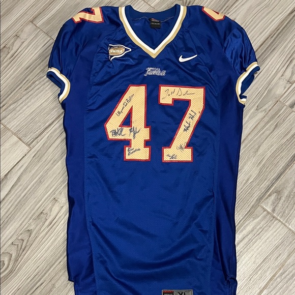 Nike tulsa golden hurricanes football “snider “ autographed